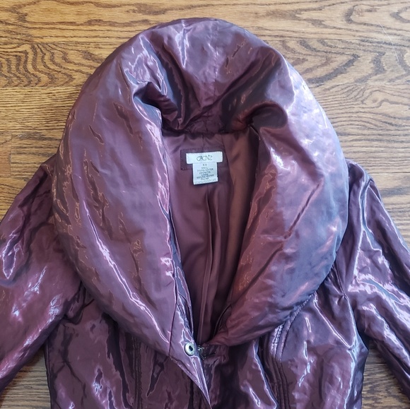 Cache Light weight Jacket - Picture 3 of 8